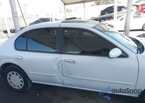 1995 Nissan Maxima Gle/Gxe/Se from USA, damaged, VIN JN1CA21D3ST038818